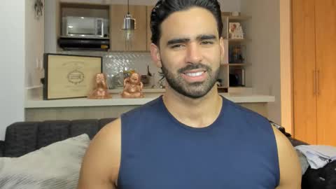 bradleymartin7 online show from October 30, 10:43 pm