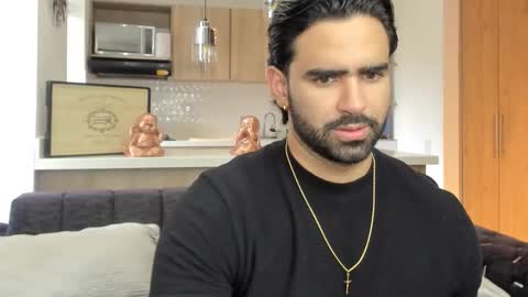 bradleymartin7 online show from November 9, 4:38 pm