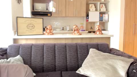 bradleymartin7 online show from December 14, 2:44 pm