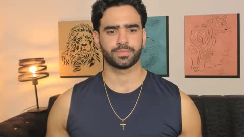 bradleymartin7 online show from March 18, 12:25 am