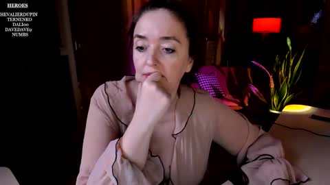 I see you X-twitter its braingirl online show from December 1, 7:25 pm