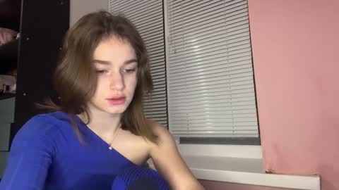 Kate online show from March 4, 5:08 pm