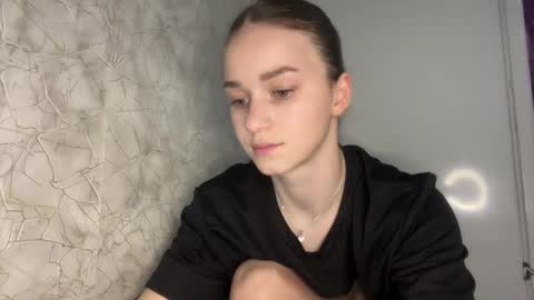 Kate online show from March 29, 6:19 pm