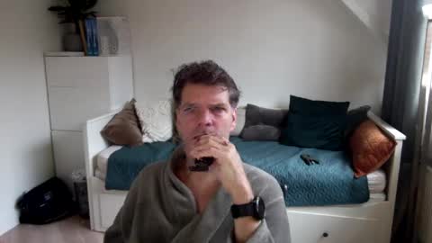 Snapshot of bram1944972145 chatting on December 15, 11:23 am Bram online show from December 15, 11:23 am