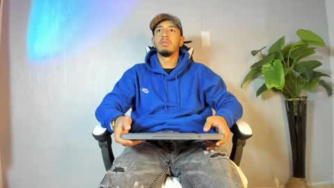 Brand  online show from February 4, 11:27 am