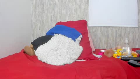 Snapshot of brandhy_velz chatting on February 6, 2:58 pm Brandhy online show from February 6, 2:58 pm