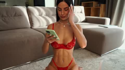 Snapshot of brandiloveee chatting on February 23, 7:33 am Brandi online show from February 23, 7:33 am