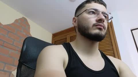 brandon__01 online show from June 2, 7:27 pm