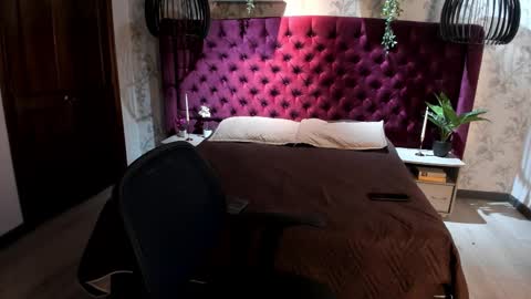 Snapshot of brandon_starkk chatting on November 14, 11:31 am brandon_starkk online show from November 14, 11:31 am