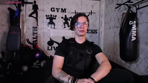 brandon_starkk online show from March 29, 11:43 am