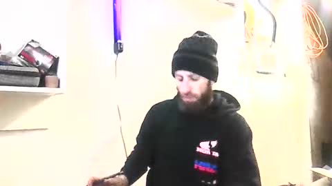 brandonchampagne7 online show from November 14, 9:41 am