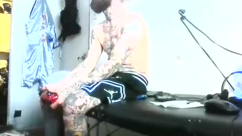 brandonchampagne7 online show from November 22, 10:14 am