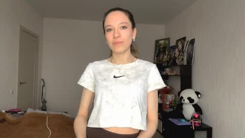 Mary online show from April 19, 8:13 am