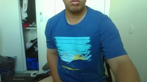 Snapshot of brandonsf1234340456 chatting on September 28, 12:27 am brandonsf1234340456 online show from September 28, 12:27 am