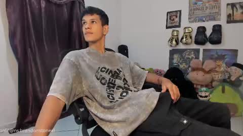Brandon Stone online show from July 4, 11:44 pm