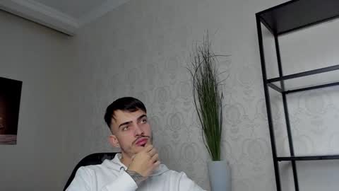 BrandonTateX online show from January 18, 1:40 pm