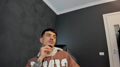 BrandonTateX online show from March 1, 4:00 pm