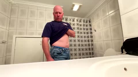 Snapshot of brandx420 chatting on May 10, 10:59 pm Brandx420 online show from May 10, 10:59 pm