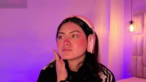 Snapshot of brandy_collinss chatting on February 4, 12:00 pm Brandy online show from February 4, 12:00 pm