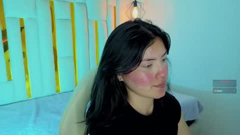 Snapshot of brandy_collinss chatting on March 5, 8:05 pm Brandy online show from March 5, 8:05 pm