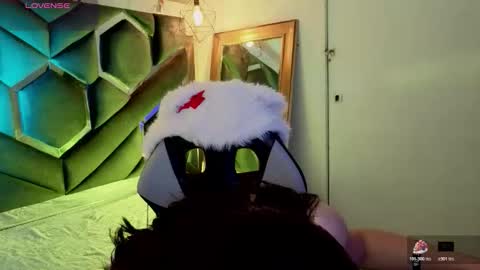 Snapshot of brandy_collinss chatting on March 6, 11:17 am Brandy online show from March 6, 11:17 am