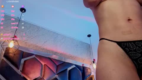 Snapshot of brandy_collinss chatting on March 22, 11:19 pm Brandy online show from March 22, 11:19 pm