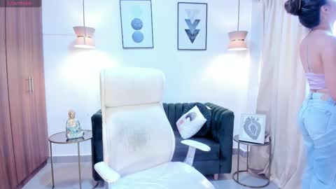 brandy priscot online show from November 23, 11:43 am