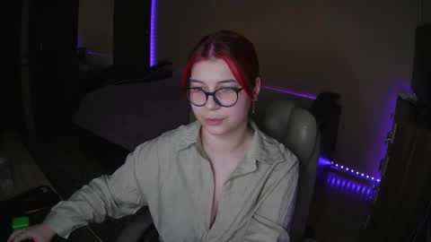 Snapshot of brandy_wow chatting on February 16, 8:05 pm brandy_wow online show from February 16, 8:05 pm