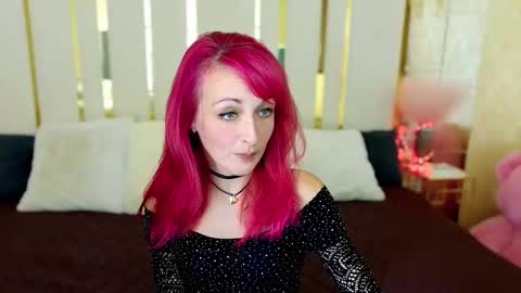 Snapshot of brandybloomm chatting on October 12, 7:24 pm Brandybloomm online show from October 12, 7:24 pm