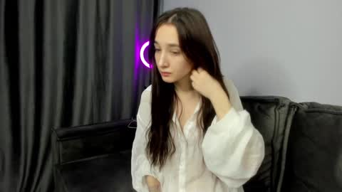 Snapshot of brandylov chatting on December 17, 6:42 pm iveta online show from December 17, 6:42 pm