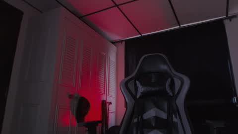 brasi_ online show from October 11, 5:11 pm