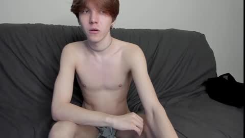 Snapshot of braxiboy chatting on December 6, 2:49 pm Brax online show from December 6, 2:49 pm