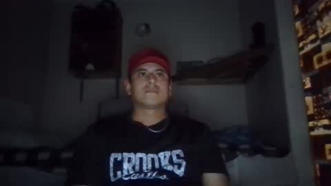 Snapshot of braybray604 chatting on April 13, 5:24 am braybray604 online show from April 13, 5:24 am