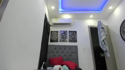 braycum_alpha online show from October 7, 1:03 am
