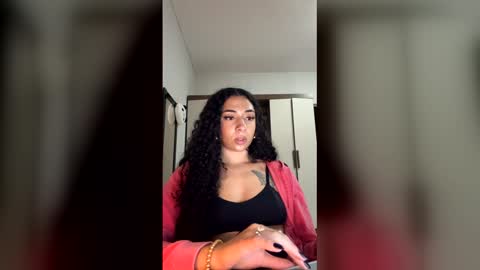 braziliangirllatina online show from May 20, 9:32 pm