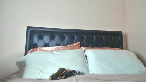 Snapshot of breads chatting on December 18, 7:31 pm Harris online show from December 18, 7:31 pm