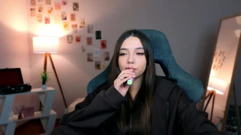 Rachel online show from February 20, 7:58 pm