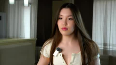 Snapshot of breatshstops chatting on May 24, 4:50 am Alexandra online show from May 24, 4:50 am