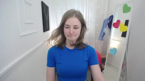 Snapshot of bree_sky chatting on May 6, 11:15 am Bree online show from May 6, 11:15 am
