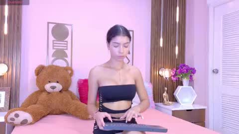 Bree  online show from March 3, 12:33 pm