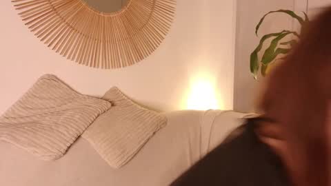 Ashley Dolce and Lou online show from January 24, 10:11 am