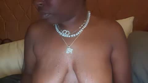breelove6969 online show from October 26, 12:38 am