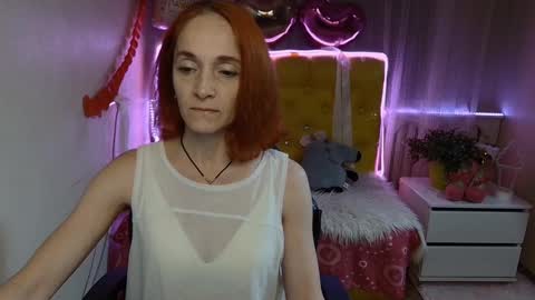 Snapshot of breeterner chatting on March 2, 7:23 pm breeterner online show from March 2, 7:23 pm