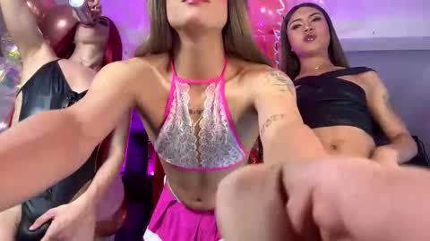 BRENDA  SALOME online show from April 19, 6:56 am