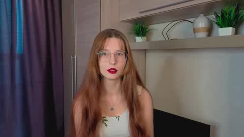 Snapshot of brenda_gibson_ chatting on November 8, 1:33 pm Maria online show from November 8, 1:33 pm