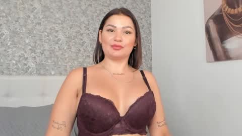 Brenda online show from December 31, 1:15 am