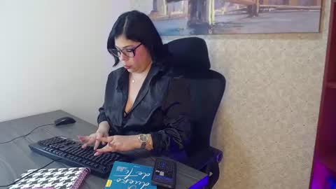 Snapshot of brenda_levine chatting on July 19, 11:36 am Brenda online show from July 19, 11:36 am