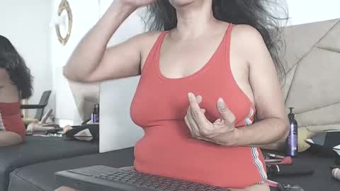 BRENDA VELASQUEZ online show from January 10, 2:57 am