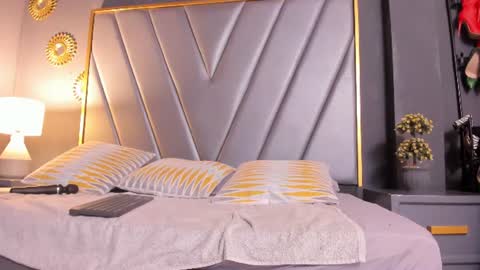 Snapshot of brendaadams_ chatting on June 12, 10:36 am Brenda Time Schedule 0600 - 1400 GMT-5 online show from June 12, 10:36 am