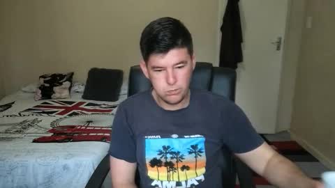 ask me lol online show from October 20, 4:46 am